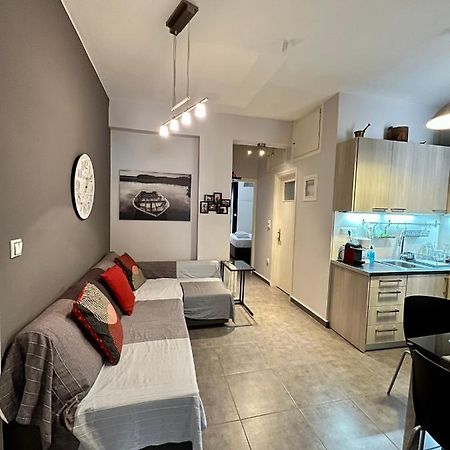 Central Kalamata Cozy Apartment 외부 사진