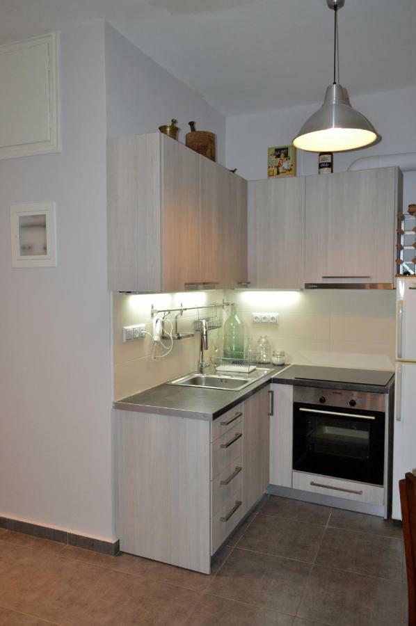 Central Kalamata Cozy Apartment 외부 사진
